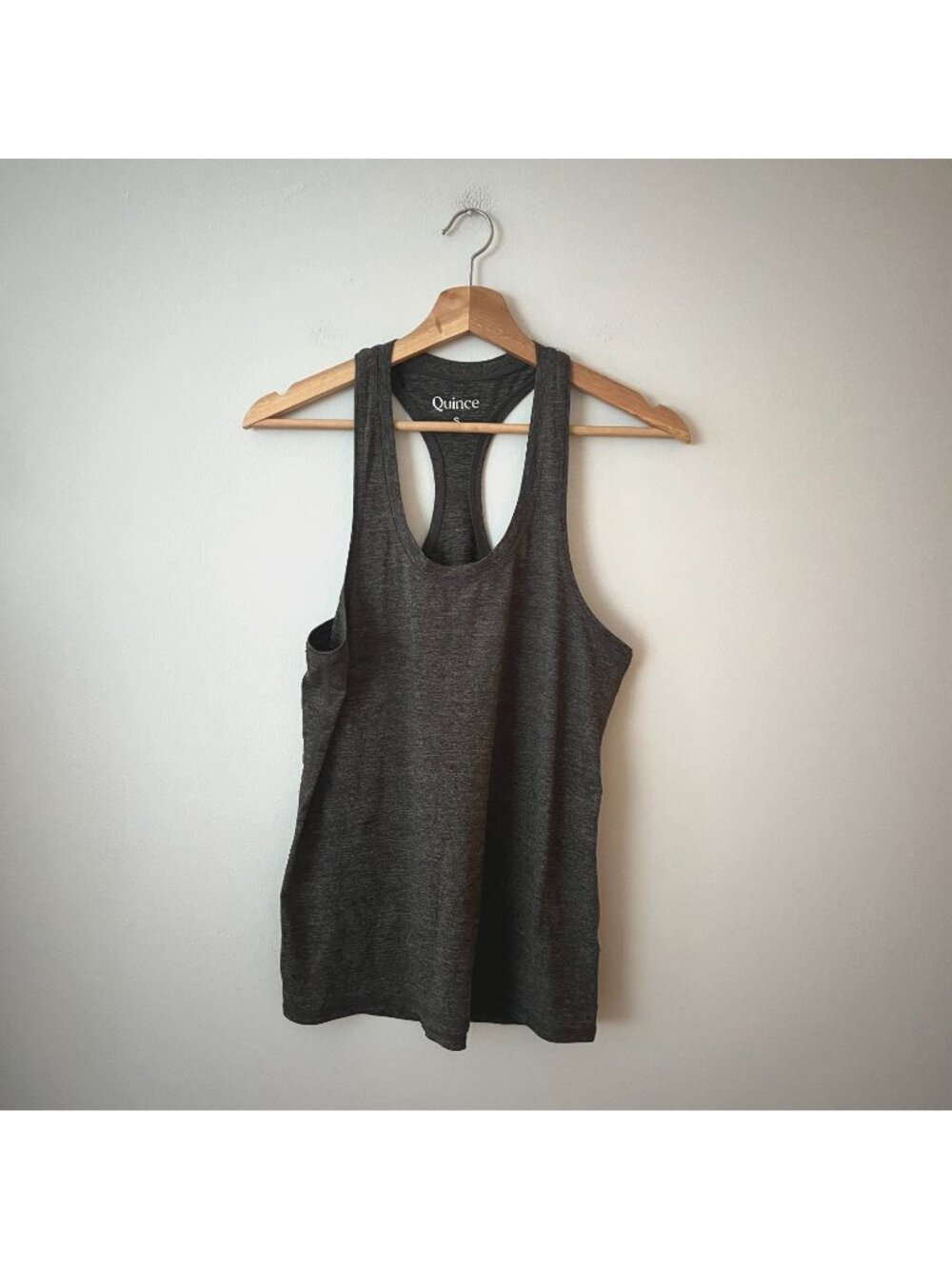 Quince Gray Racerback Athletic Tank Top Women's Size Medium